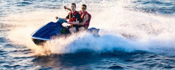 assurance jet ski